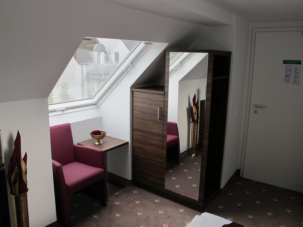 Hotel Rothkamp Frechen Extérieur photo