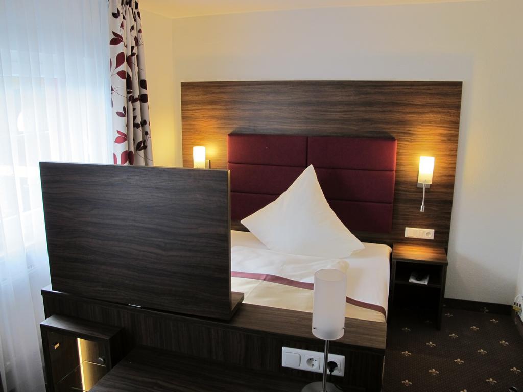 Hotel Rothkamp Frechen Extérieur photo